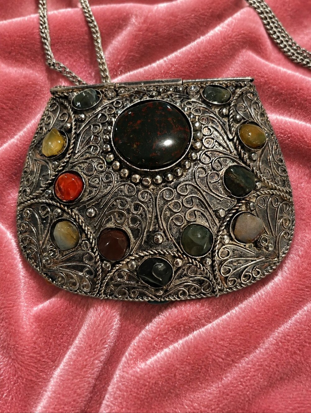 VINTAGE SAJAI METAL AND AGATE SCROLL BOX PURSE - Picture 3 of 5